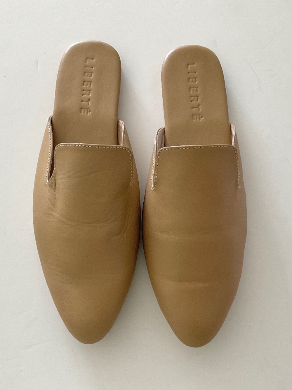 LIBERTE The Modern Mule in Cream/Tan Size 8